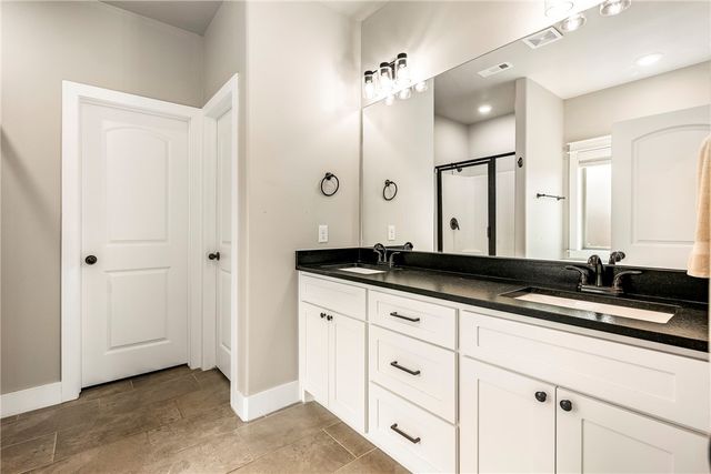 1122 Giulia Avenue, Tontitown, AR 72762