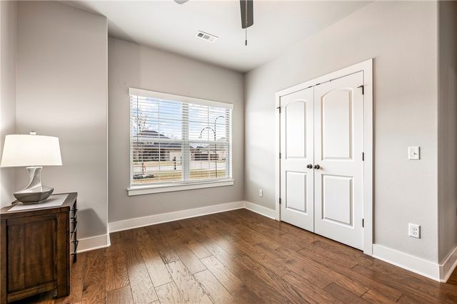 1122 Giulia Avenue, Tontitown, AR 72762