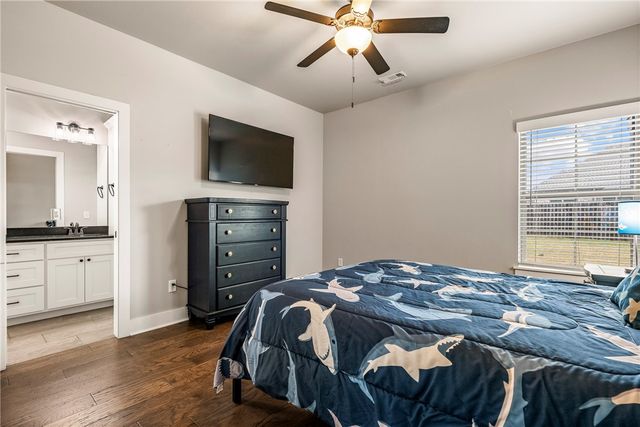 1122 Giulia Avenue, Tontitown, AR 72762