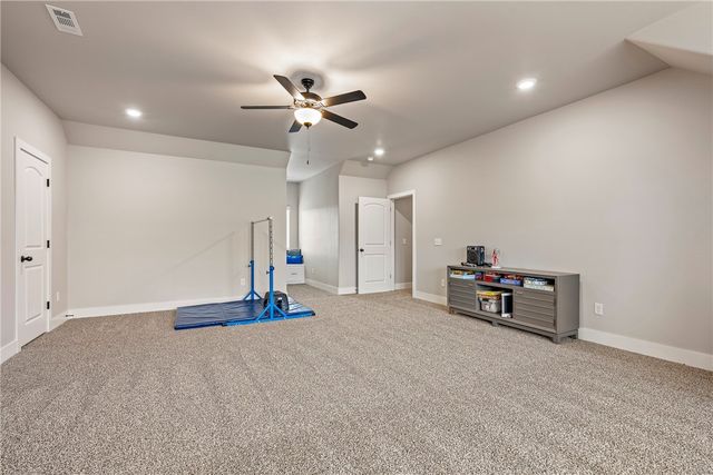 1122 Giulia Avenue, Tontitown, AR 72762