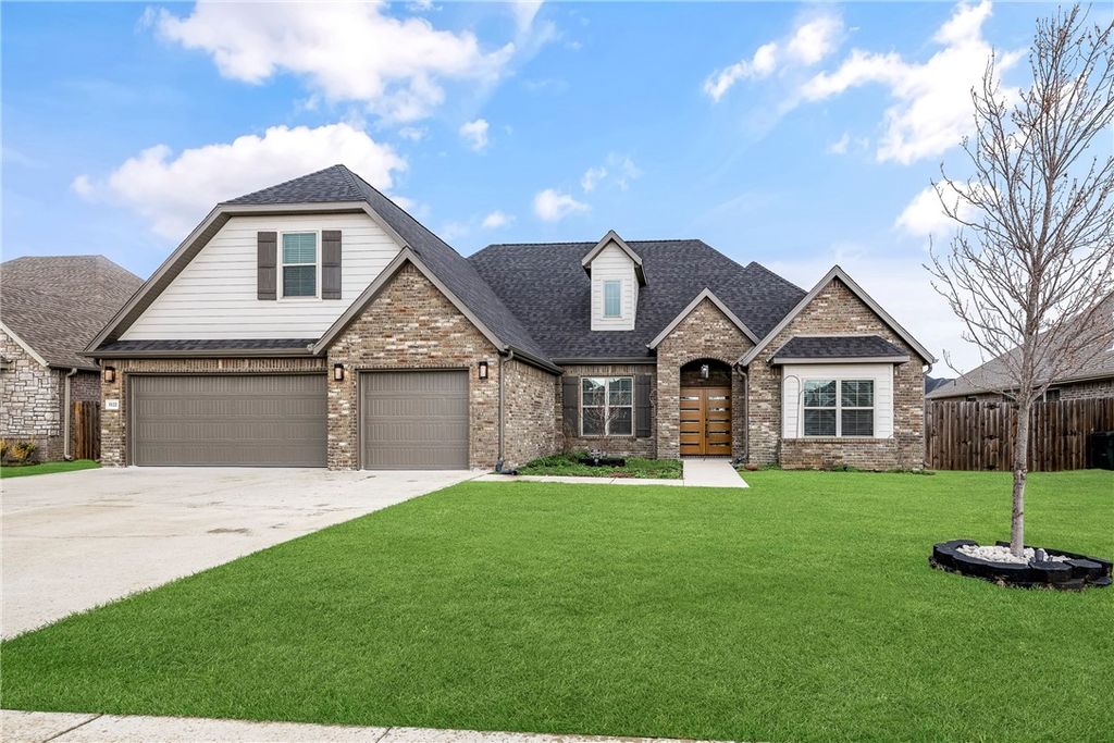 1122 Giulia Avenue, Tontitown, AR 72762