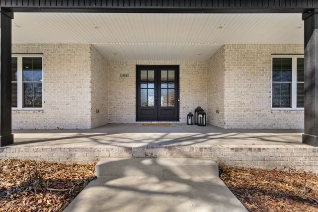 474 Pond Apple Rd, Clarksville, TN 37043