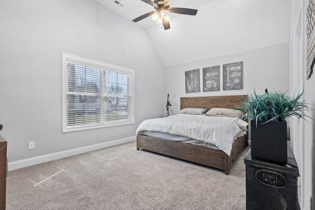 474 Pond Apple Rd, Clarksville, TN 37043