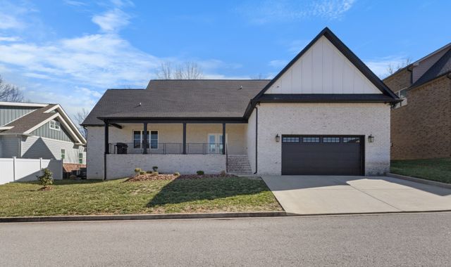 474 Pond Apple Rd, Clarksville, TN 37043