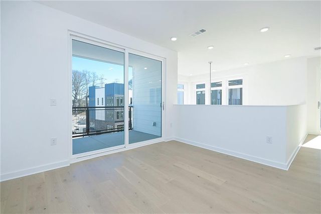 1050 Stacks SE Avenue 1510, Atlanta, GA 30315