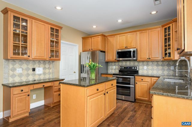 1156 FOXVALE LN, Charlottesville, VA 22902