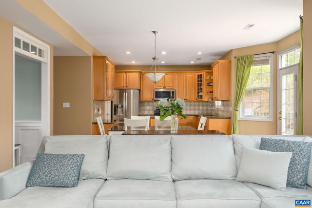 1156 FOXVALE LN, Charlottesville, VA 22902