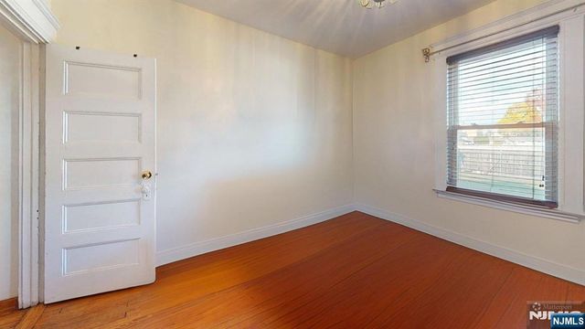 167 Valley Brook Avenue, Lyndhurst, NJ 07071