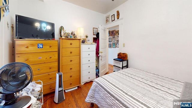 167 Valley Brook Avenue, Lyndhurst, NJ 07071