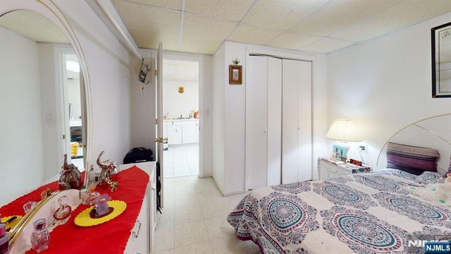 167 Valley Brook Avenue, Lyndhurst, NJ 07071