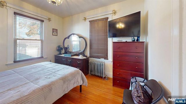 167 Valley Brook Avenue, Lyndhurst, NJ 07071