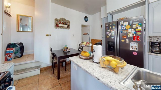 167 Valley Brook Avenue, Lyndhurst, NJ 07071