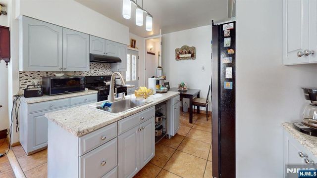 167 Valley Brook Avenue, Lyndhurst, NJ 07071