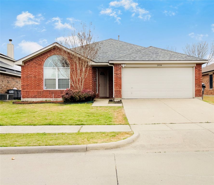 1934 Tawakani Lane, Little Elm, TX 75068