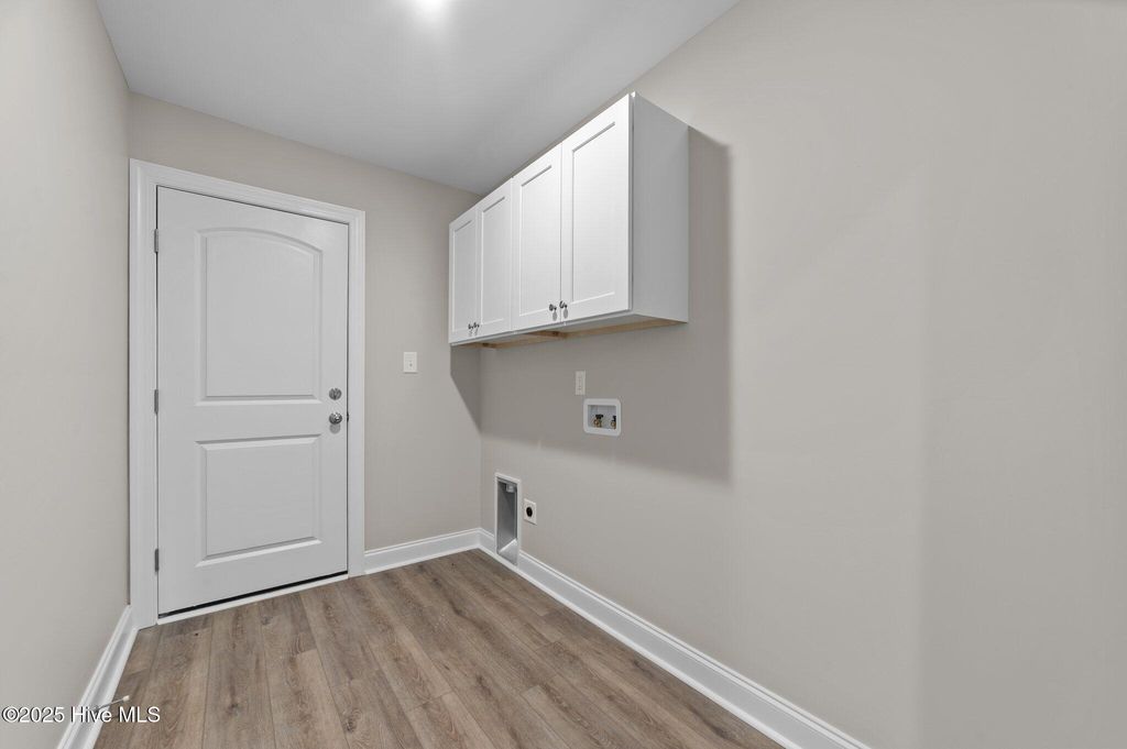 Image 27 of property listing at 92 Hampton Way, Snow Hill, NC 28580