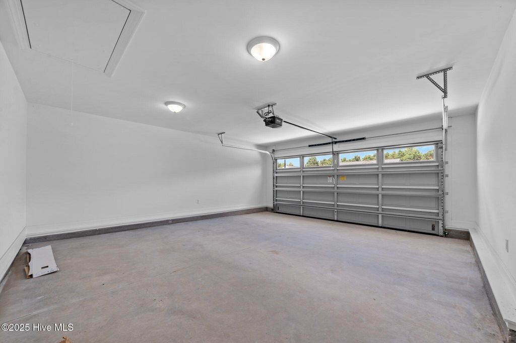 Image 28 of property listing at 92 Hampton Way, Snow Hill, NC 28580