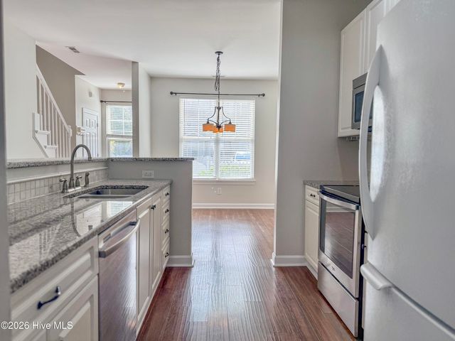 5813 Wrightsville Avenue Apt 172, Wilmington, NC 28403