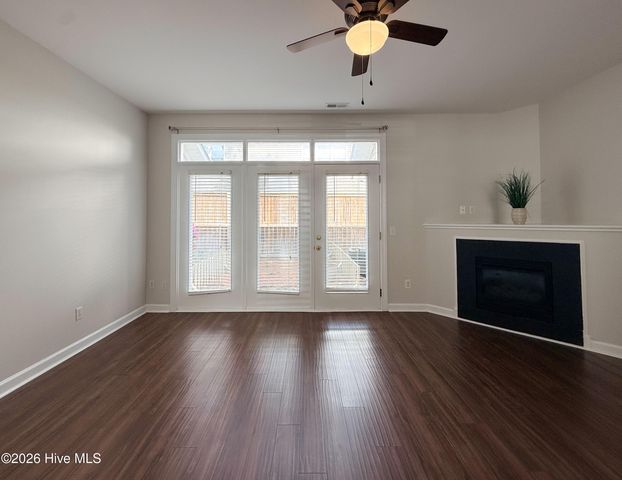 5813 Wrightsville Avenue Apt 172, Wilmington, NC 28403