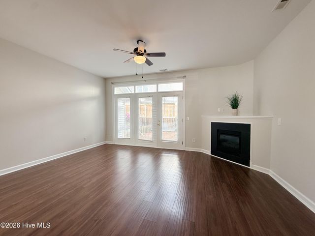 5813 Wrightsville Avenue Apt 172, Wilmington, NC 28403