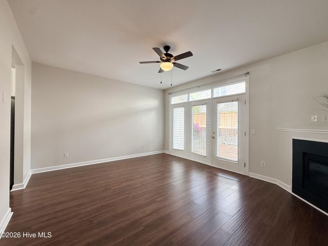 5813 Wrightsville Avenue Apt 172, Wilmington, NC 28403