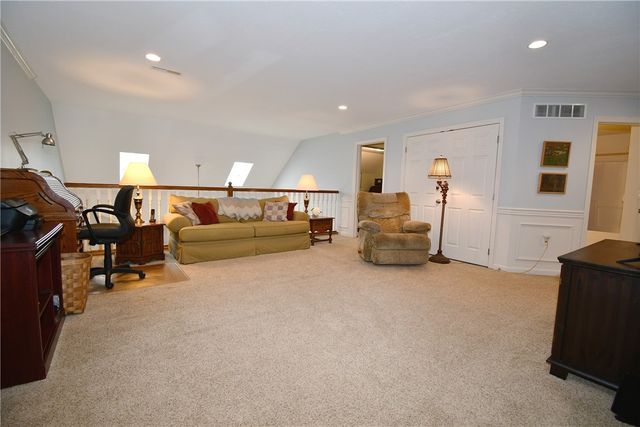 2013 Croghan Drive, Collier Twp, PA 15106