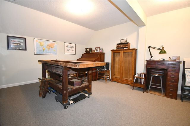 2013 Croghan Drive, Collier Twp, PA 15106