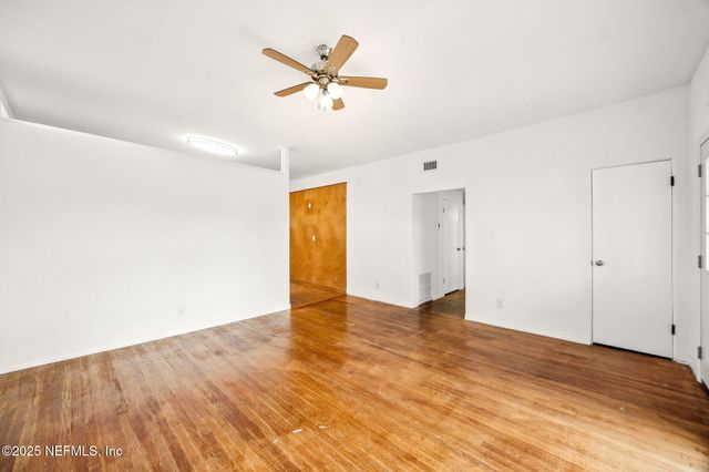 6227 SPRINKLE Drive N, Jacksonville, FL 32211