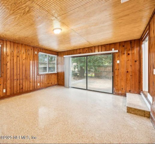 6227 SPRINKLE Drive N, Jacksonville, FL 32211