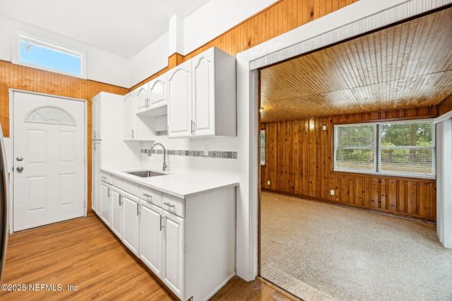 6227 SPRINKLE Drive N, Jacksonville, FL 32211