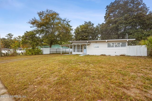 6227 SPRINKLE Drive N, Jacksonville, FL 32211