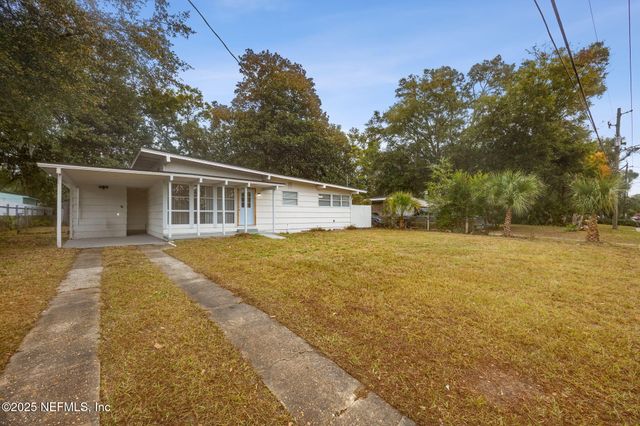 6227 SPRINKLE Drive N, Jacksonville, FL 32211