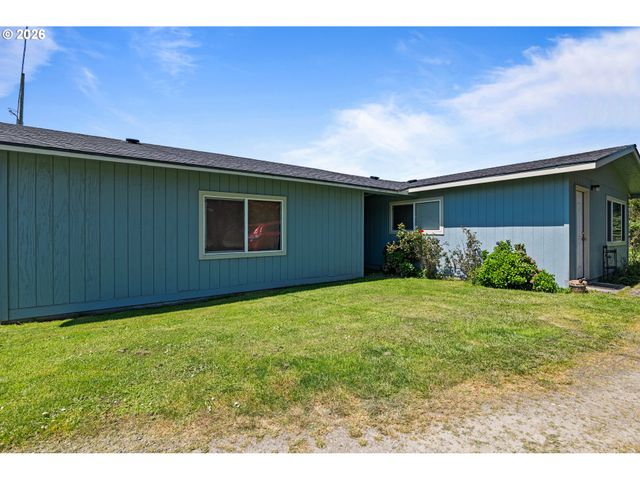 87615 20TH St, Bandon, OR 97411
