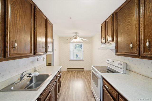 1006 Cabot Path, Saint James, NY 11780