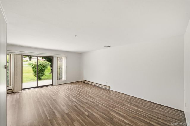 1006 Cabot Path, Saint James, NY 11780
