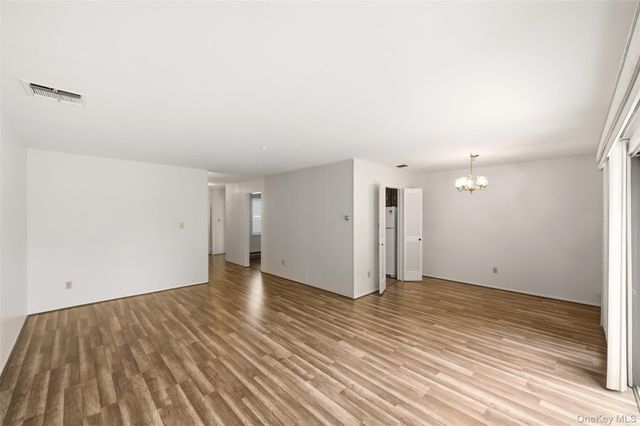 1006 Cabot Path, Saint James, NY 11780