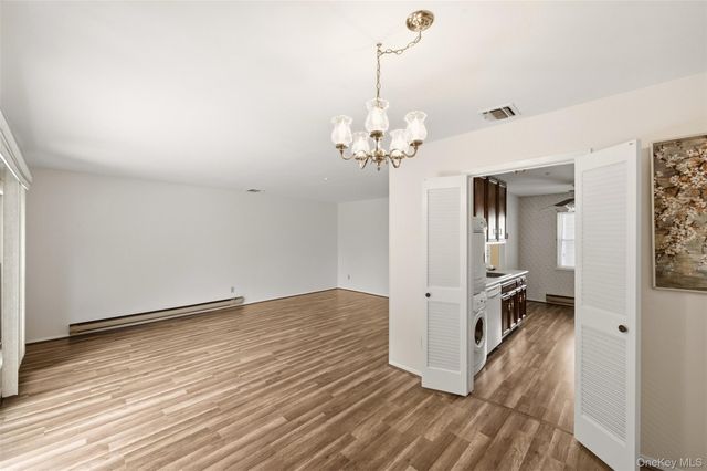 1006 Cabot Path, Saint James, NY 11780