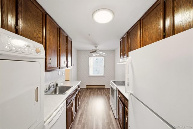 1006 Cabot Path, Saint James, NY 11780