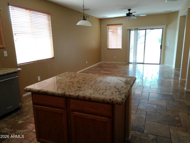 40732 N CITRUS CANYON Trail, Phoenix, AZ 85086