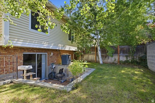 740 E BAKER DR, Midvale, UT 84047