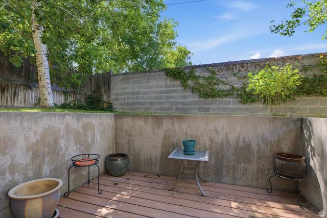 740 E BAKER DR, Midvale, UT 84047