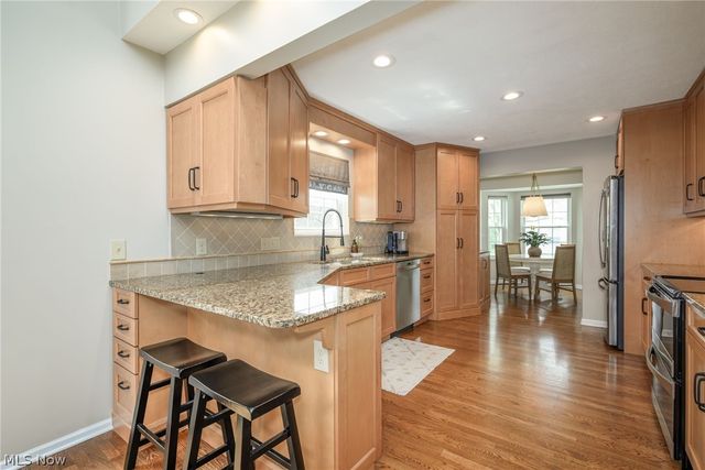 448 E Reserve Drive, Cuyahoga Falls, OH 44223