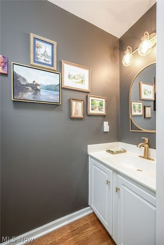 448 E Reserve Drive, Cuyahoga Falls, OH 44223