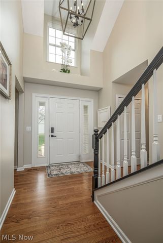448 E Reserve Drive, Cuyahoga Falls, OH 44223