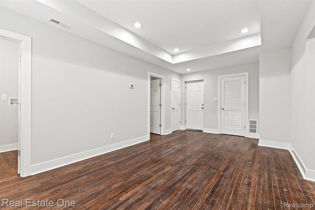 2282 Belvidere Unit 102 Street, Detroit, MI 48214