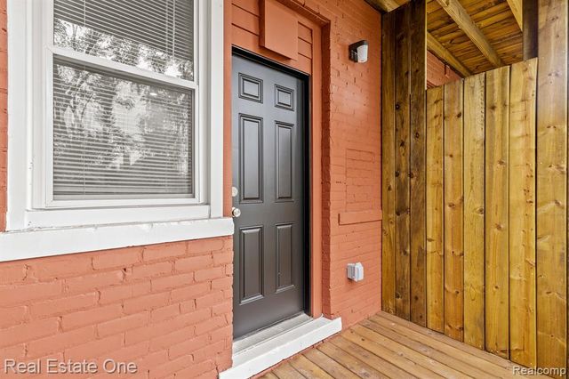 2282 Belvidere Unit 102 Street, Detroit, MI 48214