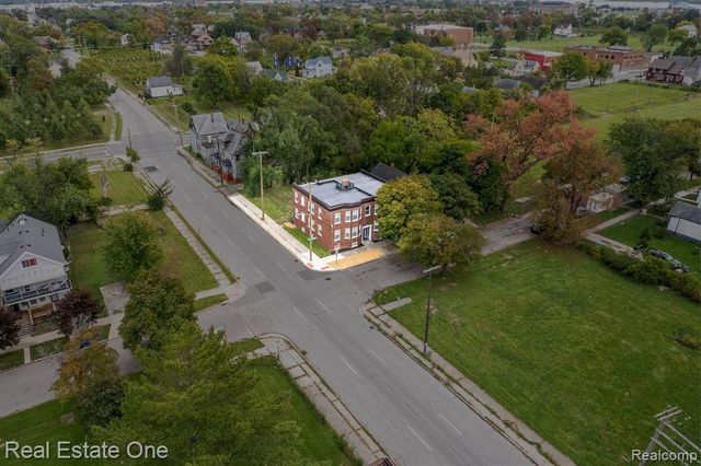 2282 Belvidere Unit 102 Street, Detroit, MI 48214