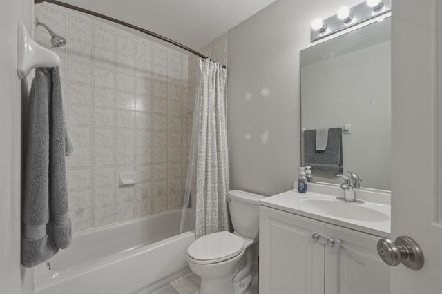 8976 NW 38th Drive, Coral Springs, FL 33065