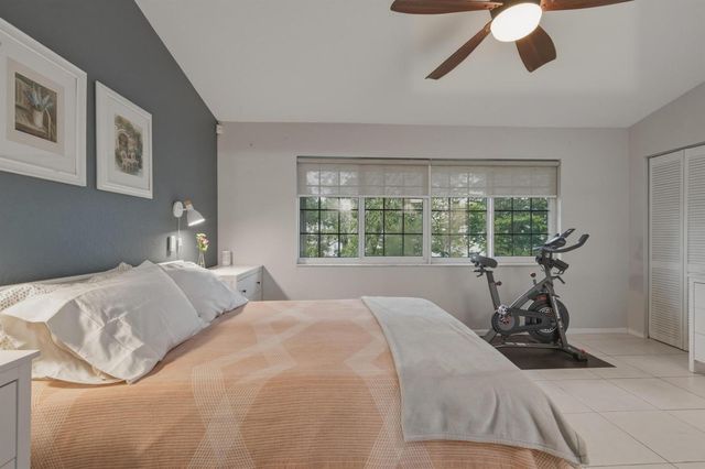8976 NW 38th Drive, Coral Springs, FL 33065