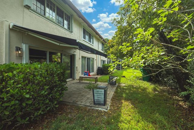 8976 NW 38th Drive, Coral Springs, FL 33065