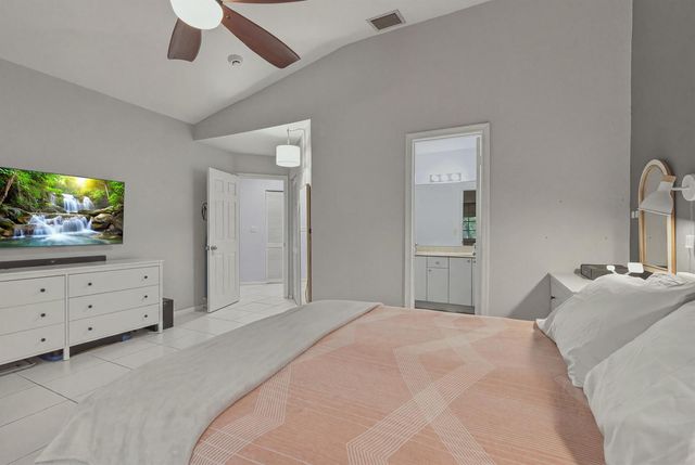 8976 NW 38th Drive, Coral Springs, FL 33065